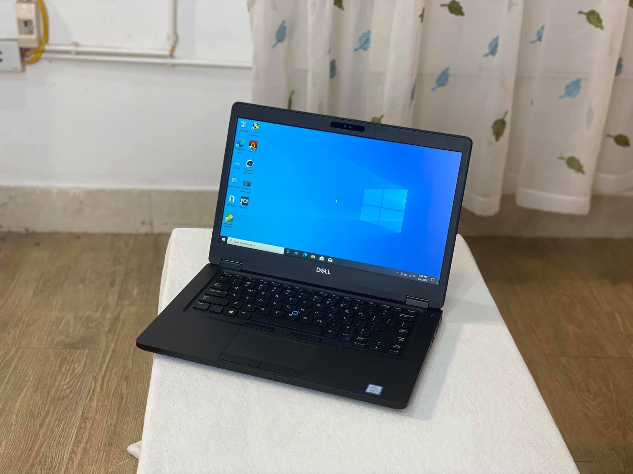 Laptop Dell Latitude 5491.jpeg